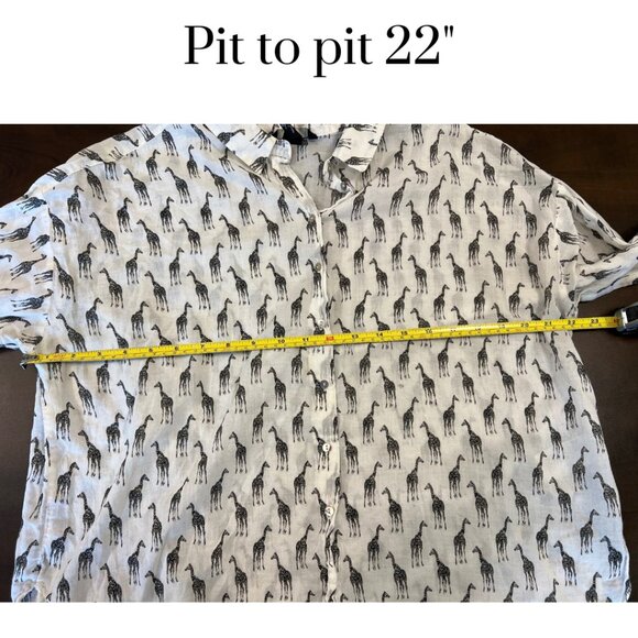 H&M Sheer Cotton Giraffe Print Button Down Shirt Women’s Black White Size 8 - Picture 4 of 11